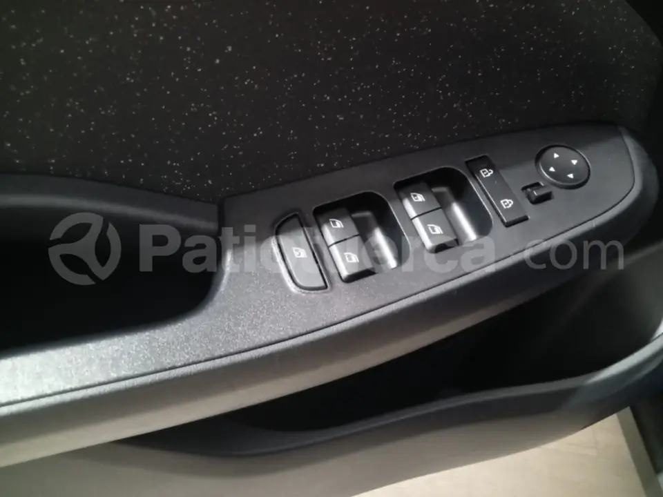 Foto 12 de Kia K3 CROSS