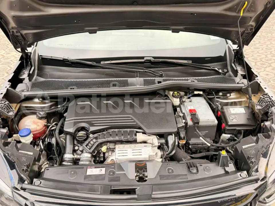 Foto 4 de Peugeot 2008 GT