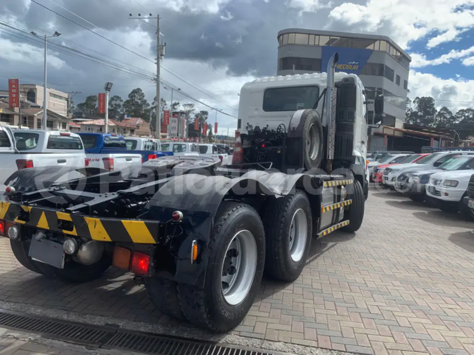 Foto 6 de Hino SS1EKVA