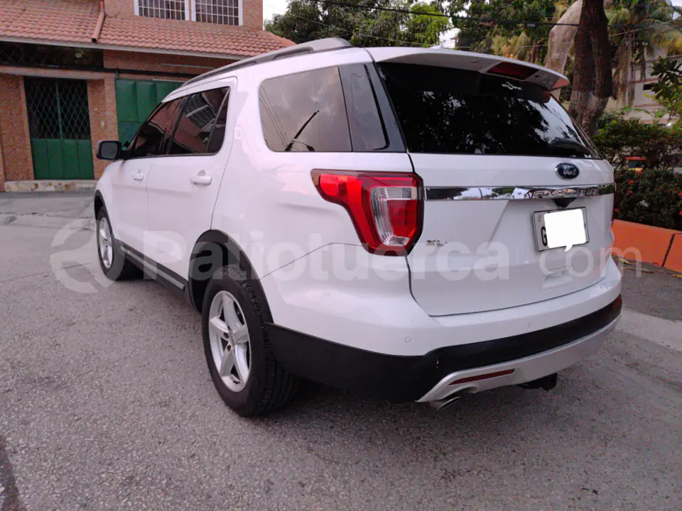 Foto 9 de Ford Explorer XLT