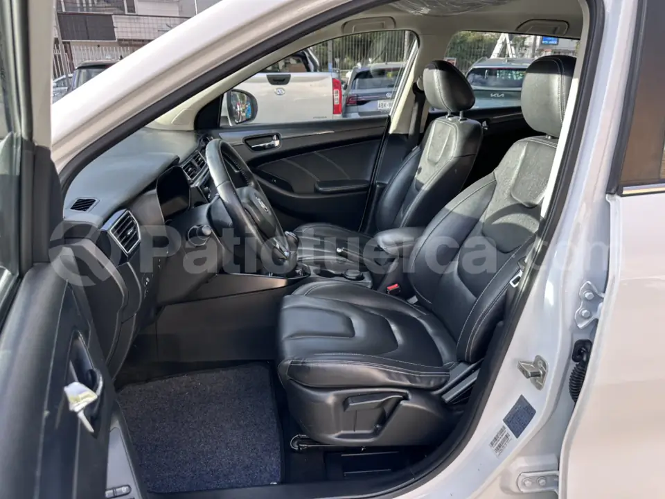 Foto 6 de DFSK GLORY 580