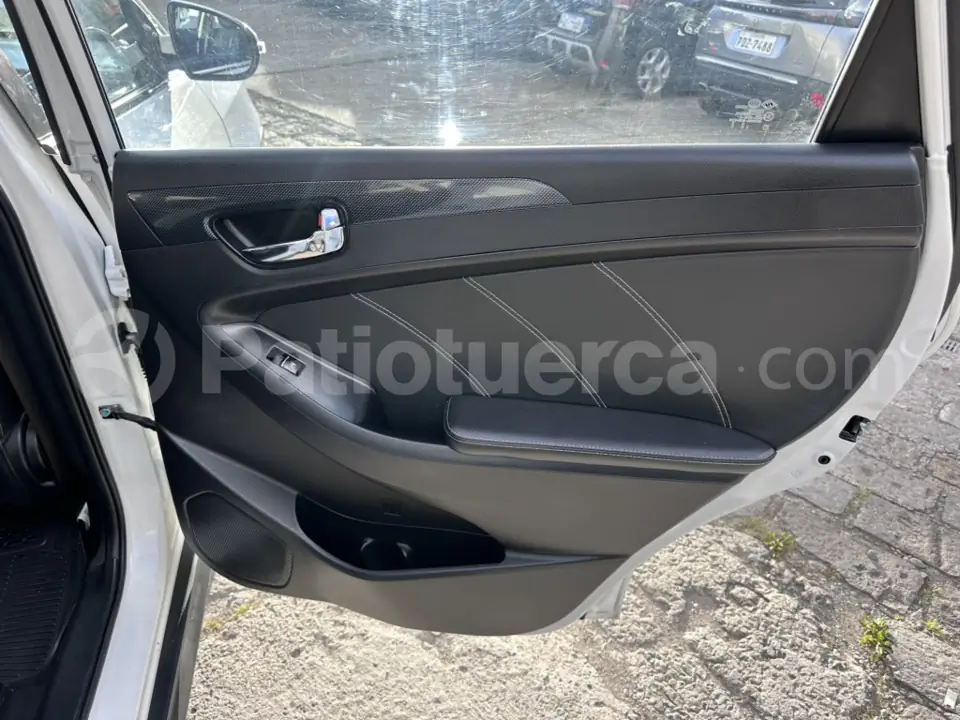 Foto 13 de DFSK GLORY 580