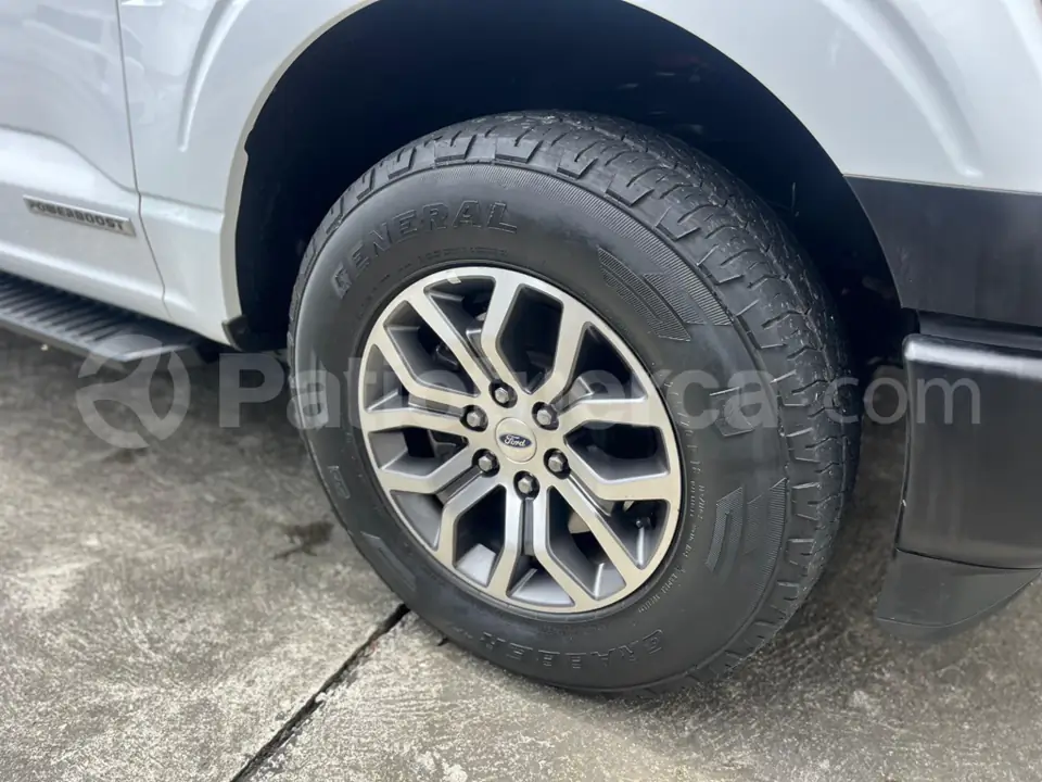 Foto 5 de Ford F150 DC 4X4