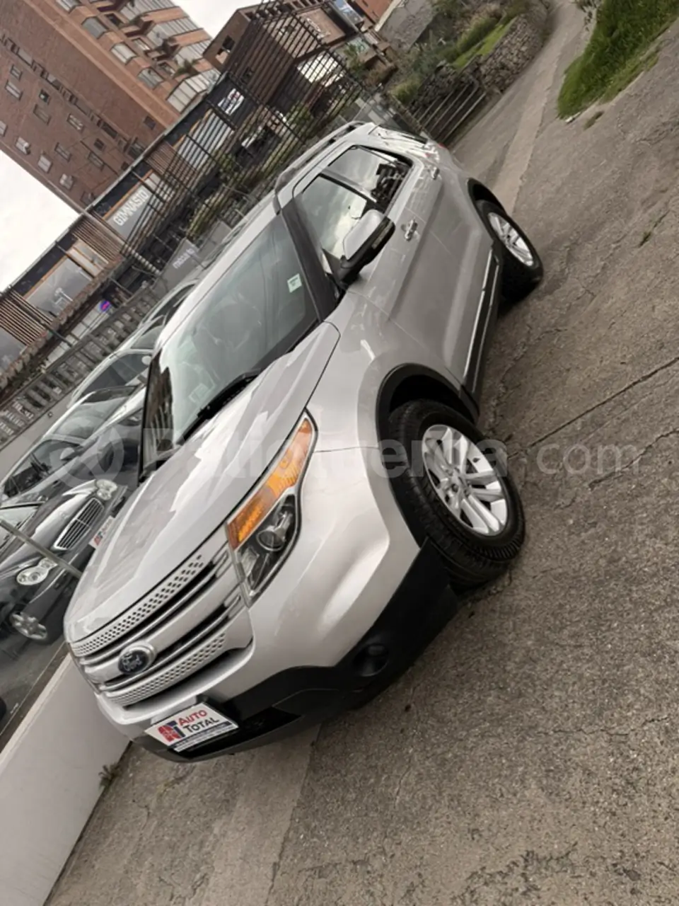 Foto 3 de Ford Explorer XLT