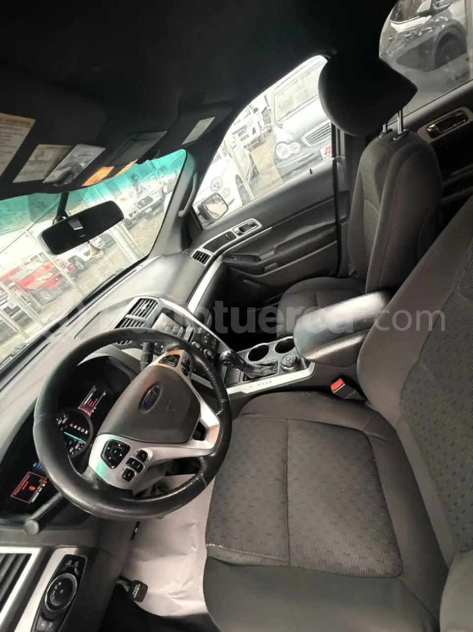 Foto 12 de Ford Explorer XLT