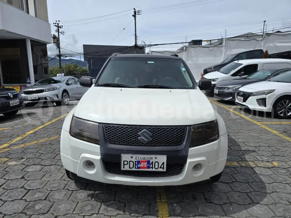 Foto 2 de Suzuki SZ Next Sport