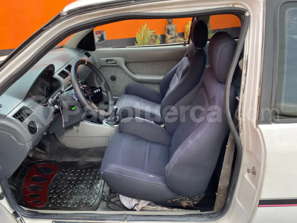 Foto 4 de Volkswagen GOL CONFORT