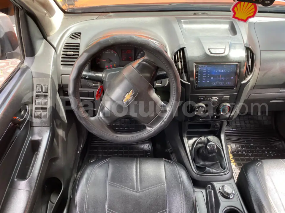 Foto 4 de Chevrolet D-MAX CRDI AC 3.0 CD 4X4 TM DIESEL