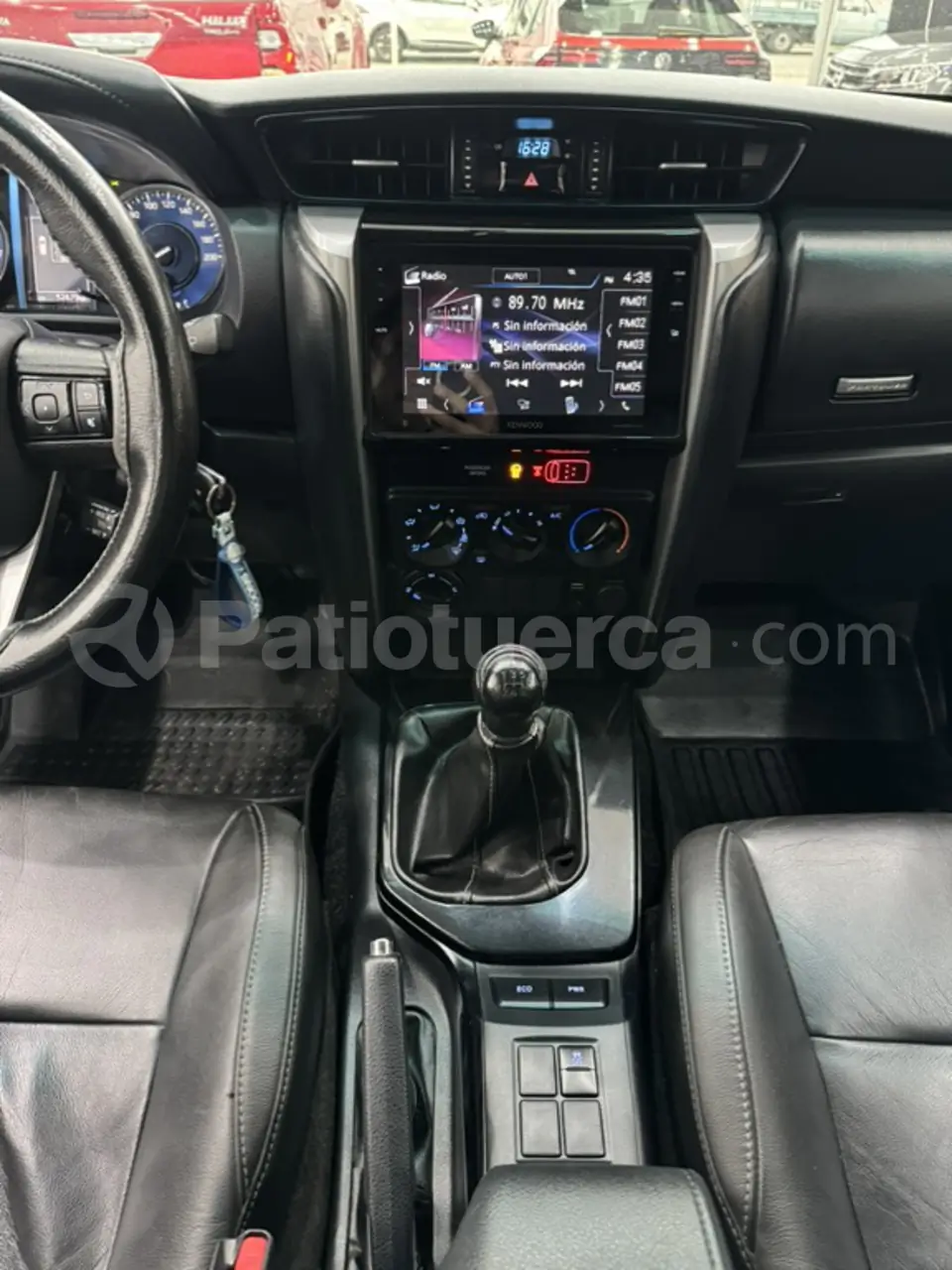 Foto 17 de Toyota New Fortuner