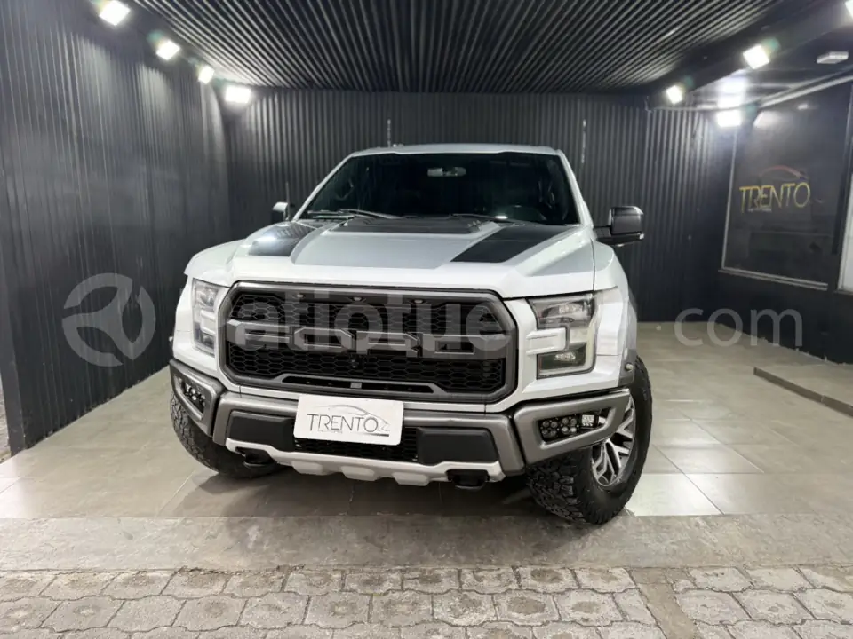 Foto 1 de Ford RAPTOR