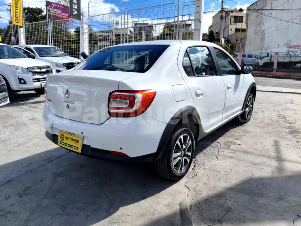 Foto 8 de Renault LOGAN CROSS INTENS