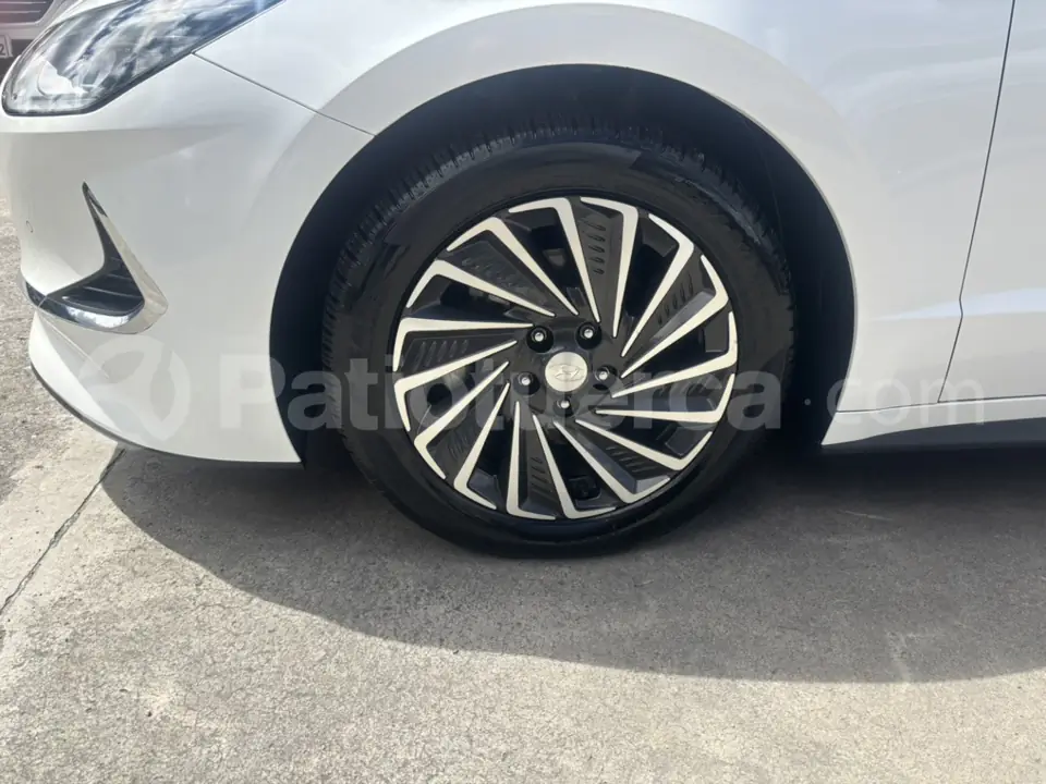 Foto 10 de Hyundai Sonata Hybrid