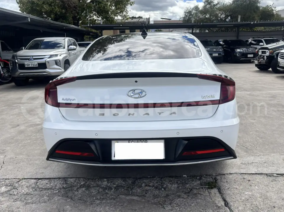 Foto 12 de Hyundai Sonata Hybrid