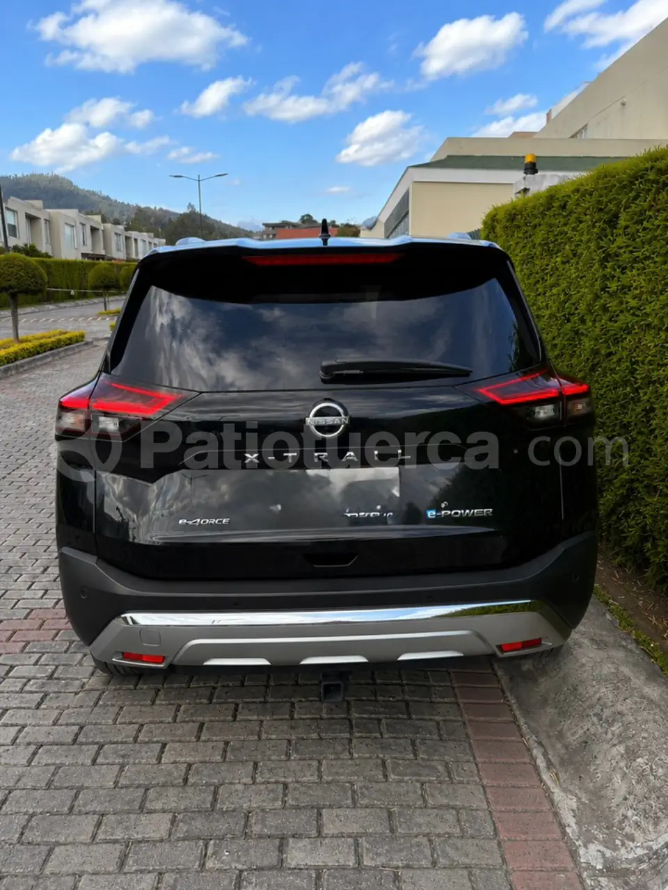 Foto 2 de Nissan XTRAIL EXCLUSIVE