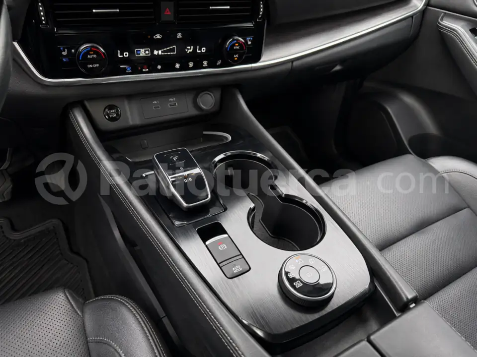 Foto 5 de Nissan XTRAIL EXCLUSIVE