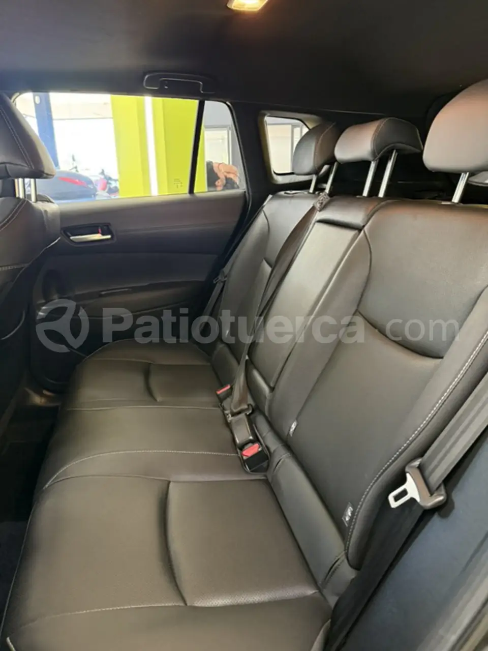 Foto 5 de Toyota Corolla Cross High