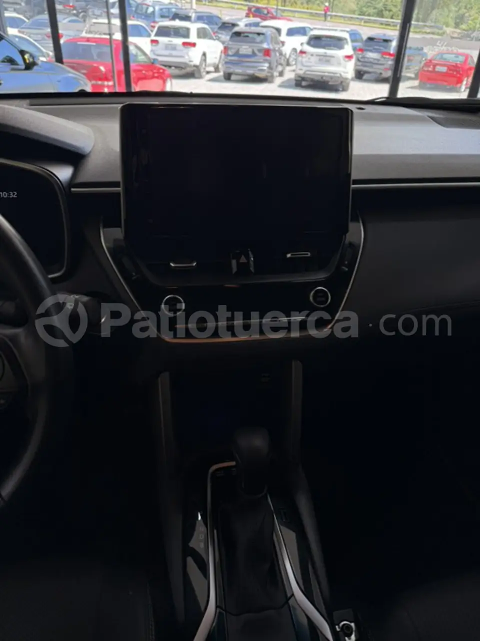 Foto 6 de Toyota Corolla Cross High