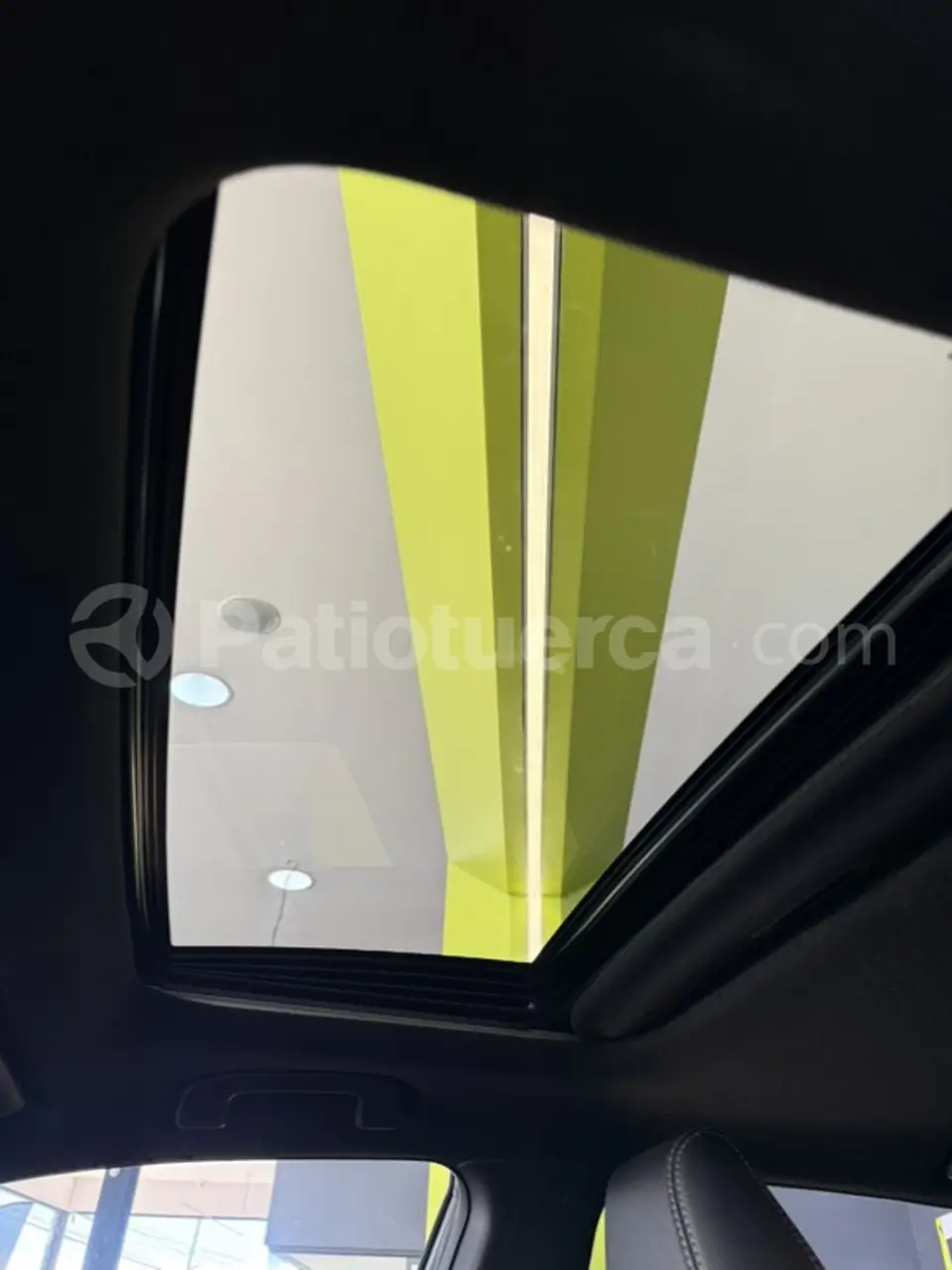 Foto 7 de Toyota Corolla Cross High