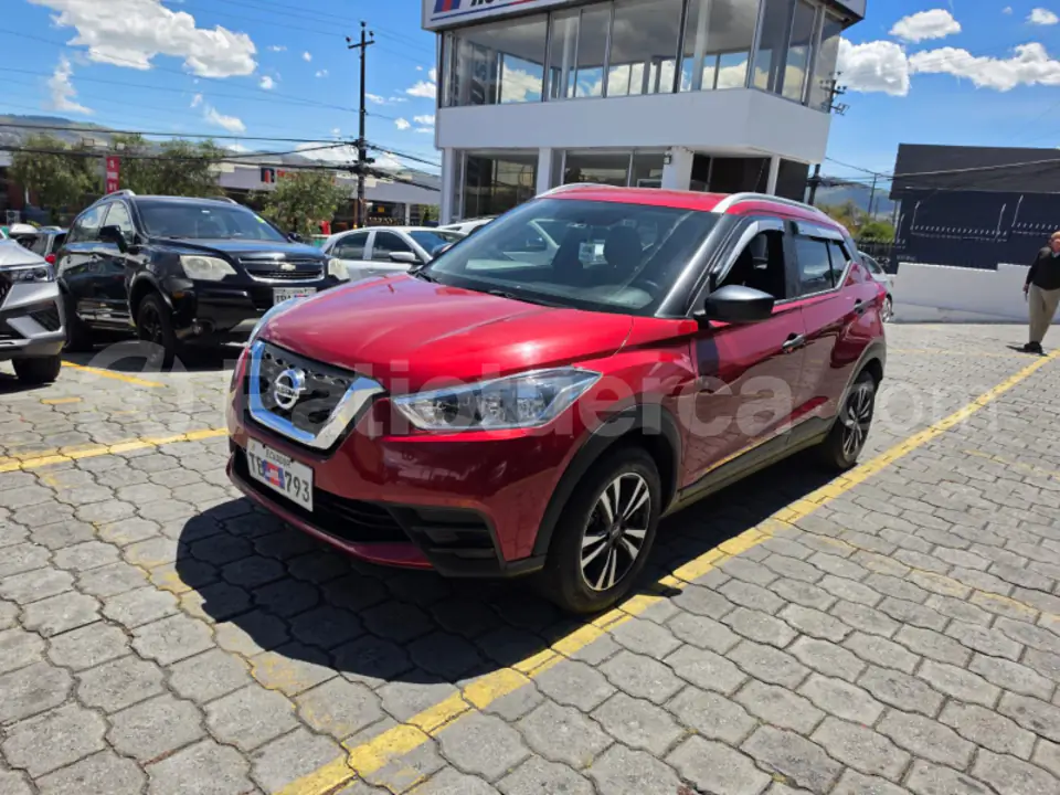Foto 1 de Nissan Kicks Drive