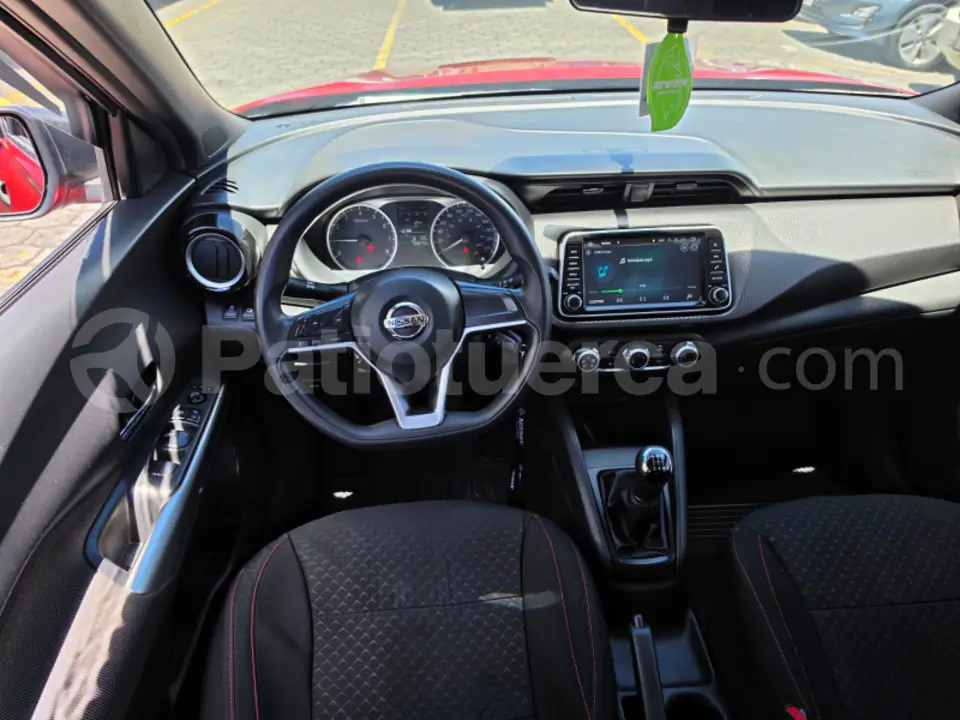 Foto 8 de Nissan Kicks Drive