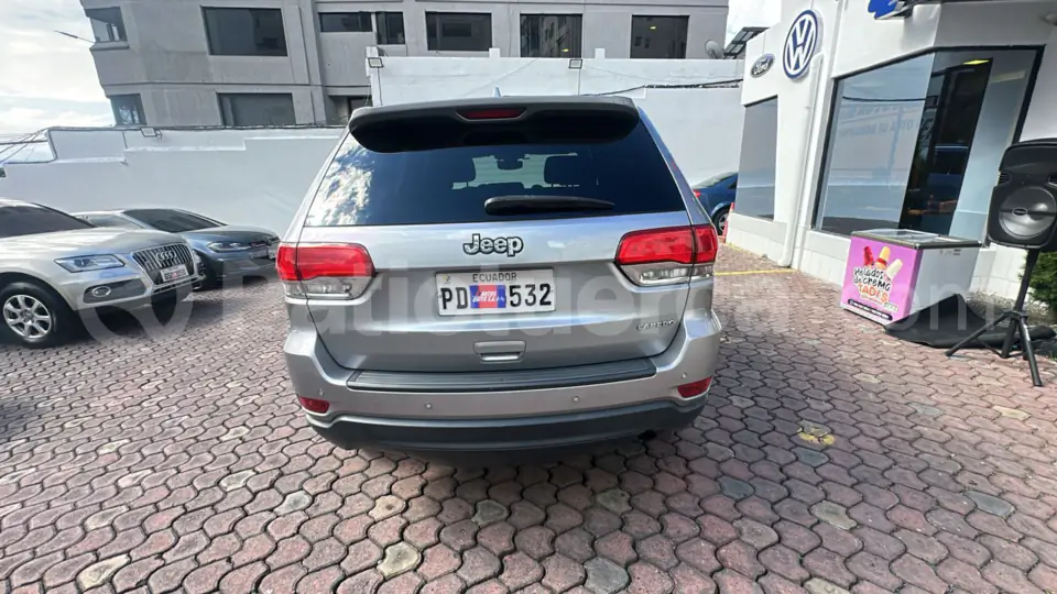 Foto 4 de Jeep Cherokee Laredo