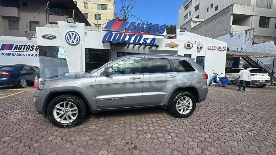 Foto 6 de Jeep Cherokee Laredo