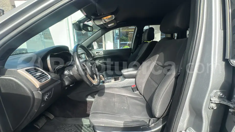 Foto 9 de Jeep Cherokee Laredo