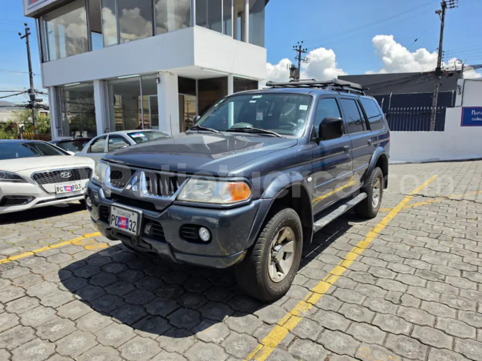 Foto 3 de Mitsubishi Montero 5P