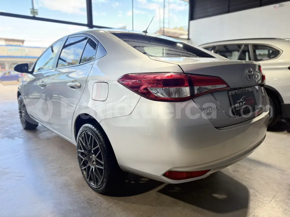 Foto 6 de Toyota Yaris