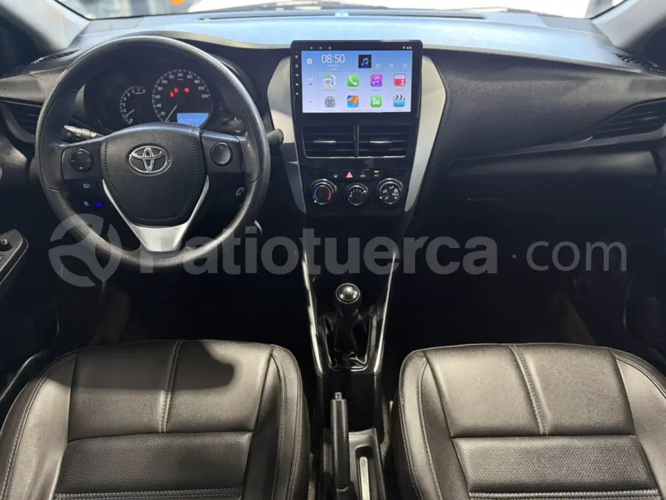 Foto 13 de Toyota Yaris
