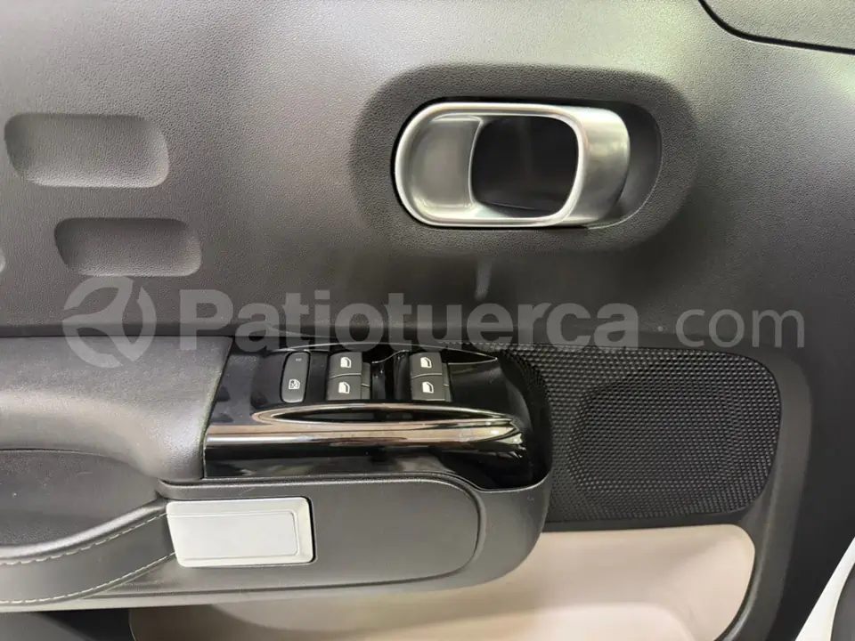 Foto 12 de Citroen C3 SHINE