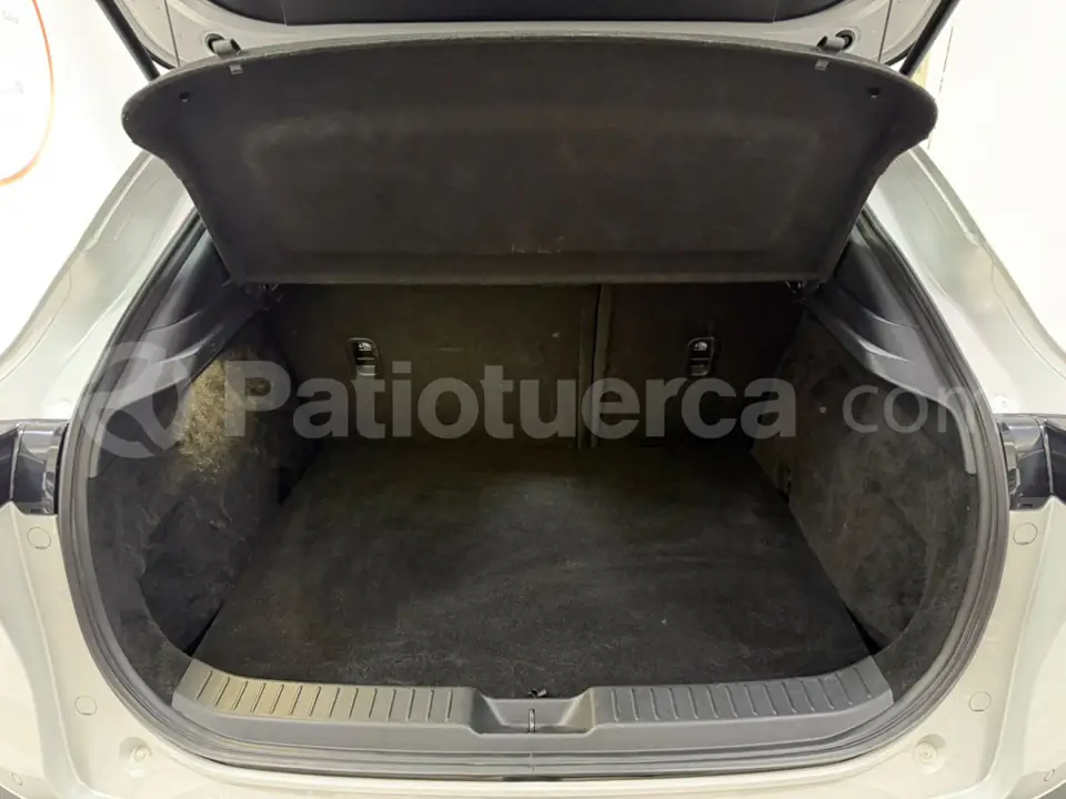 Foto 11 de Mazda CX-30 CORE