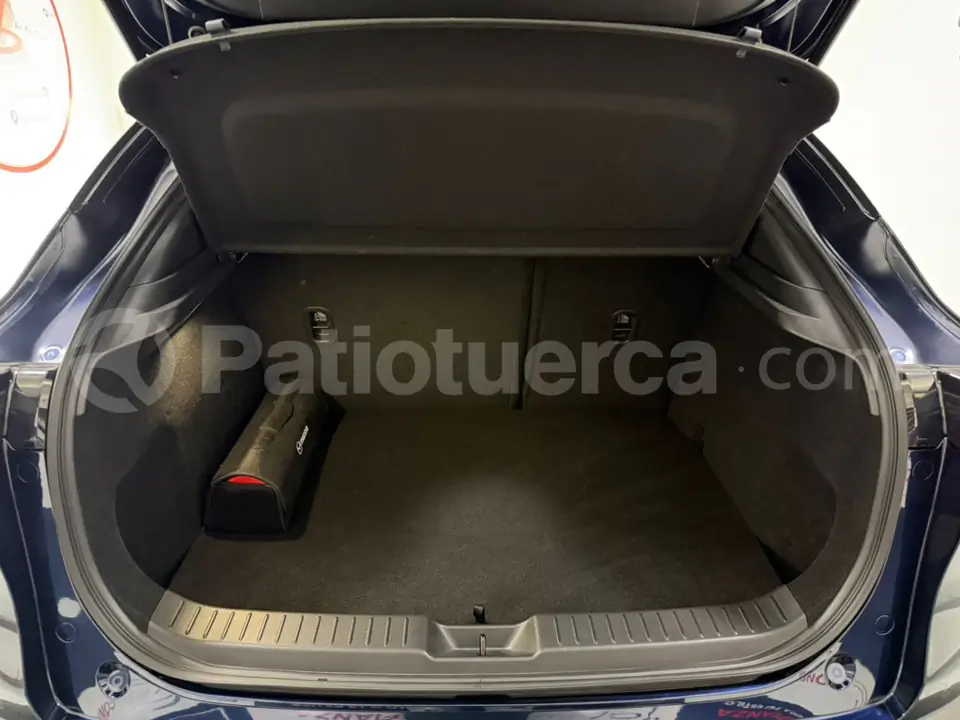 Foto 11 de Mazda CX-30 CORE