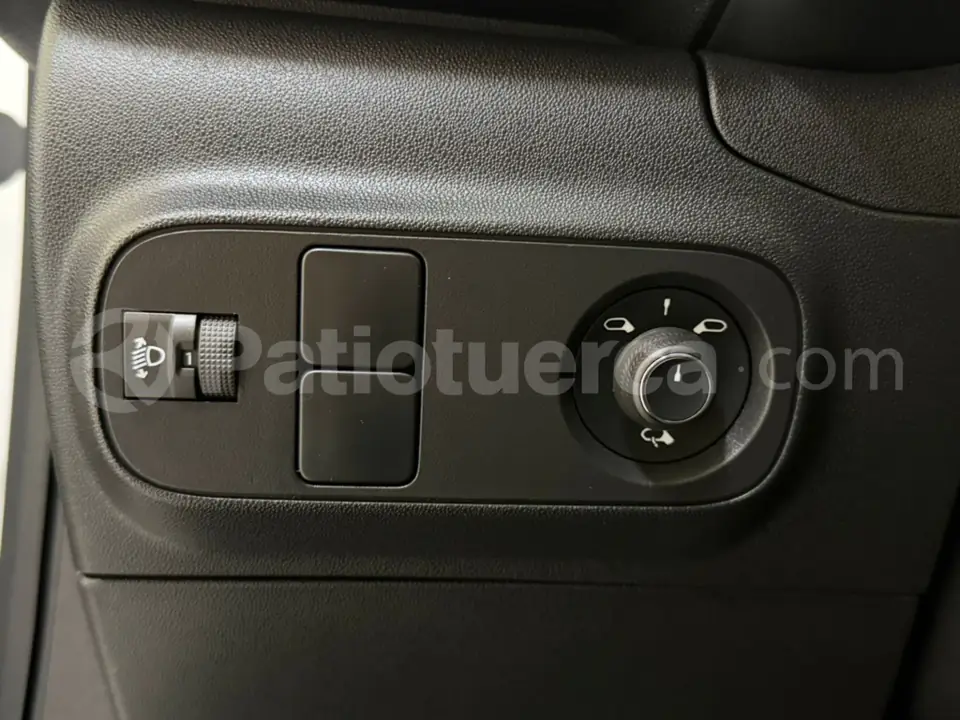 Foto 12 de Citroen C3 SHINE