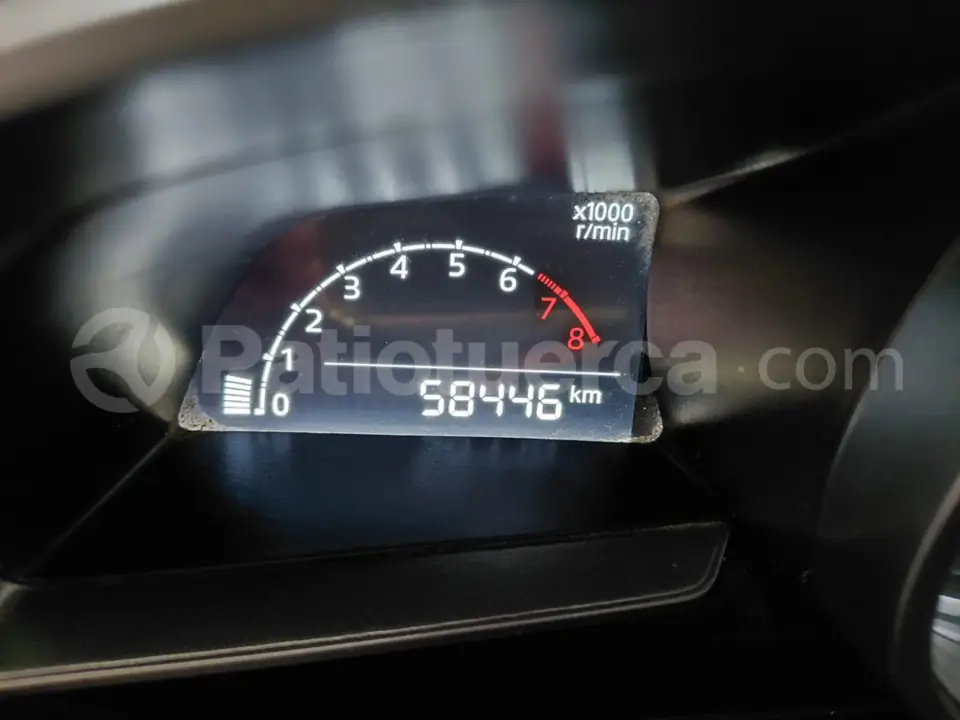 Foto 22 de Mazda 2 SDN CORE