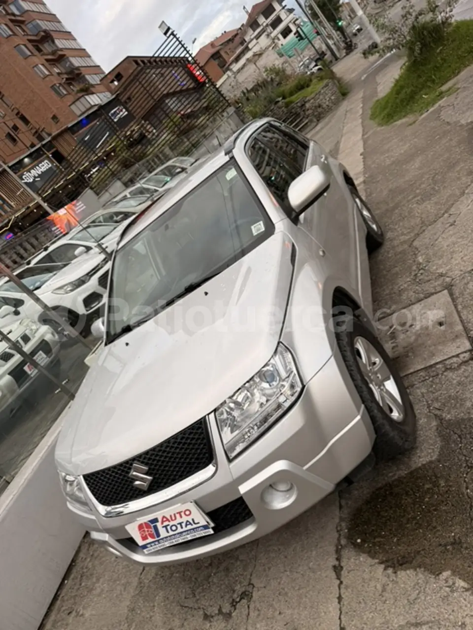Foto 2 de Suzuki Grand Vitara SZ
