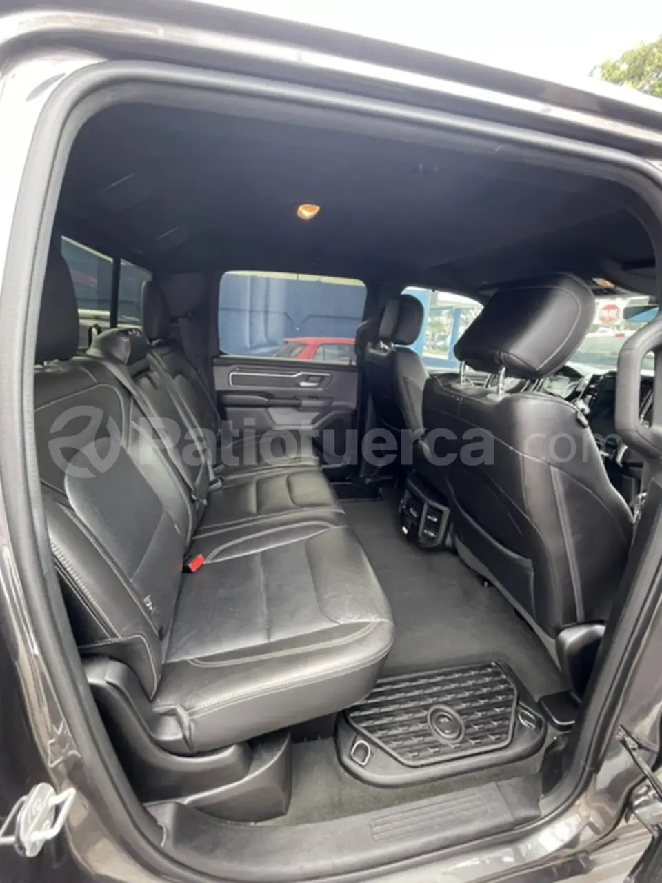 Foto 4 de Dodge RAM 1500