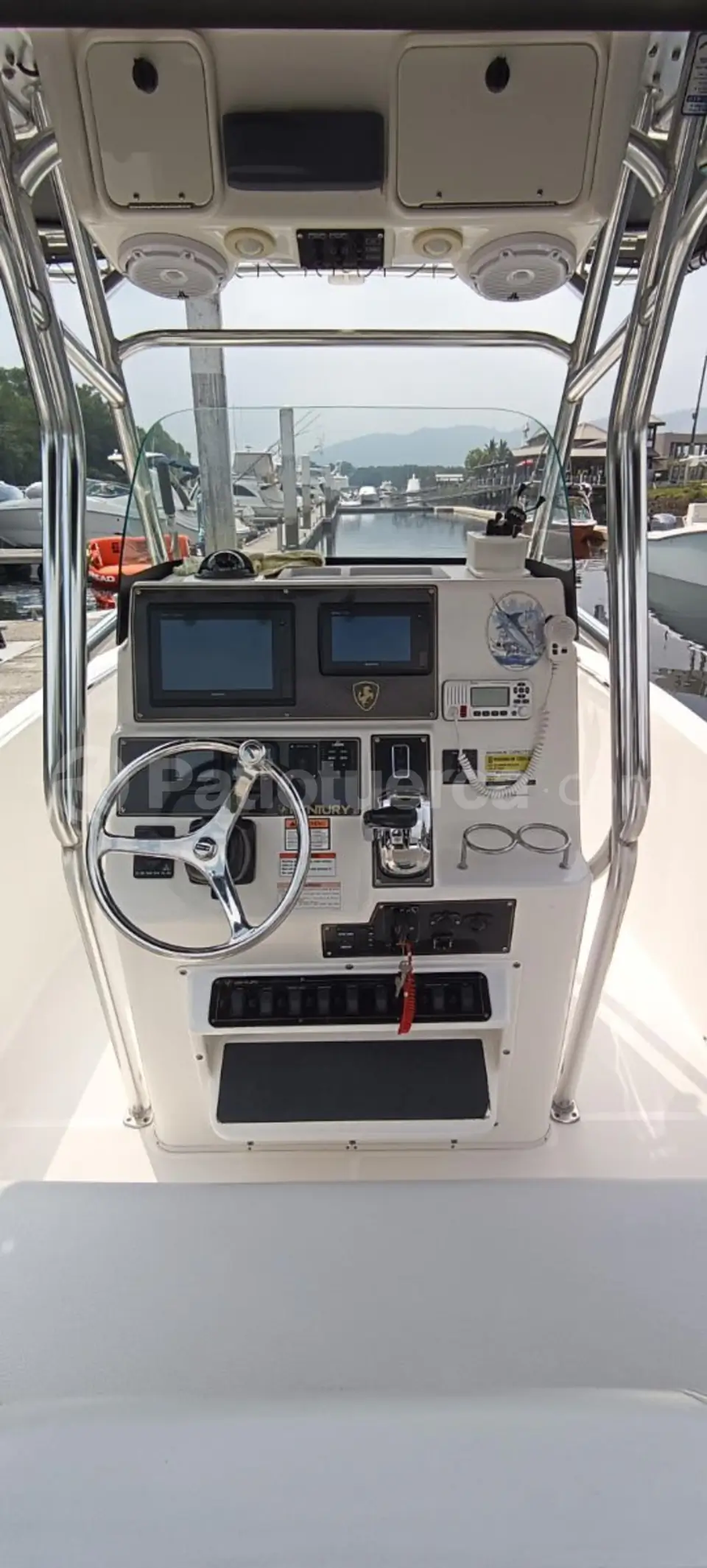 Foto 5 de Century 2301 CC