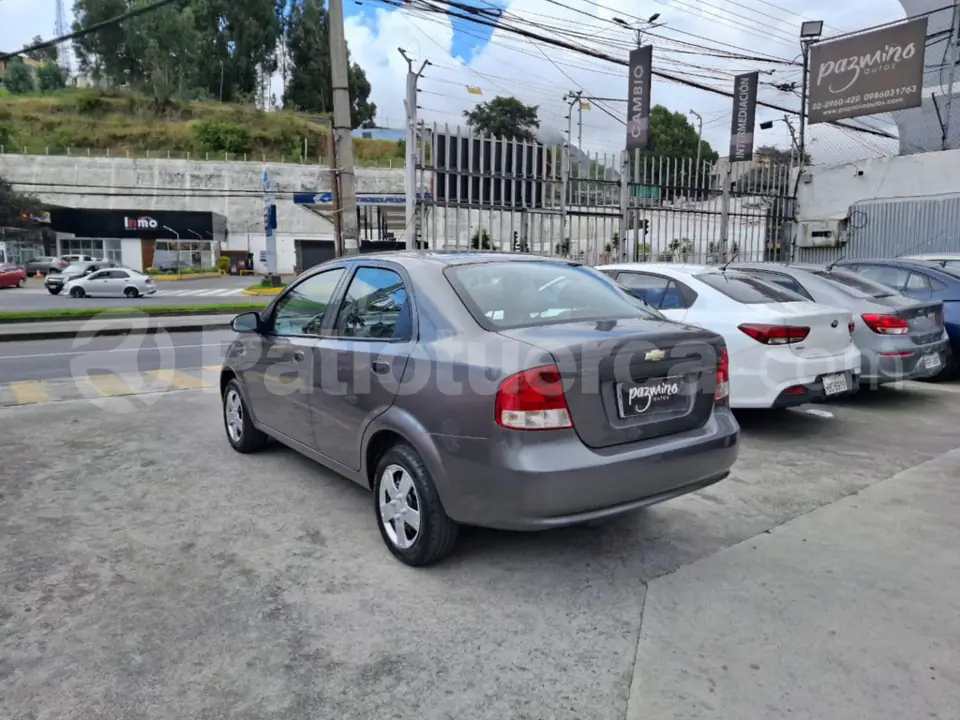 Foto 4 de Chevrolet Aveo Family