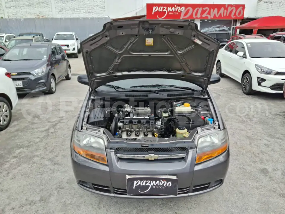 Foto 7 de Chevrolet Aveo Family