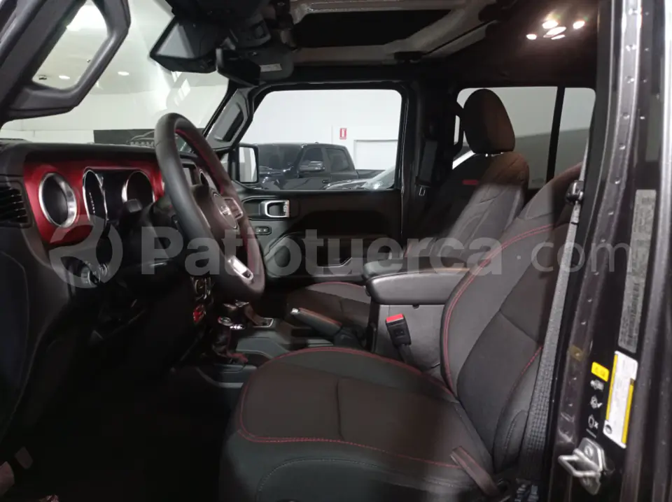 Foto 4 de Jeep GLADIATOR RUBICON