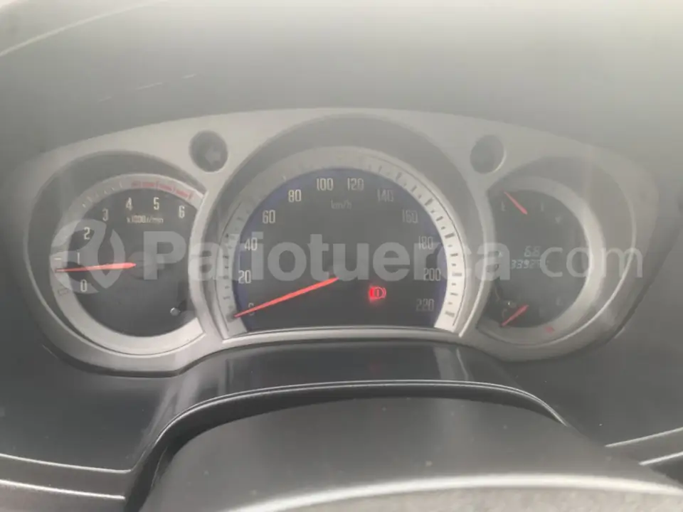 Foto 9 de Chevrolet DMAX CRDI 3.0 4X4 TM DIESEL