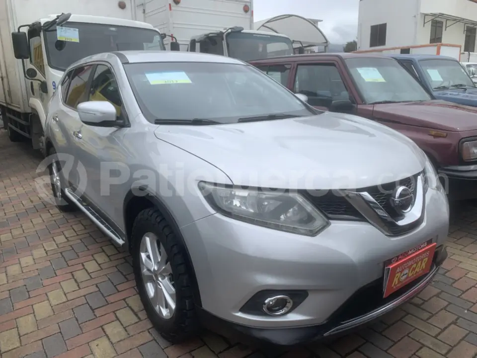 Foto 2 de Nissan XTRAIL SENSE
