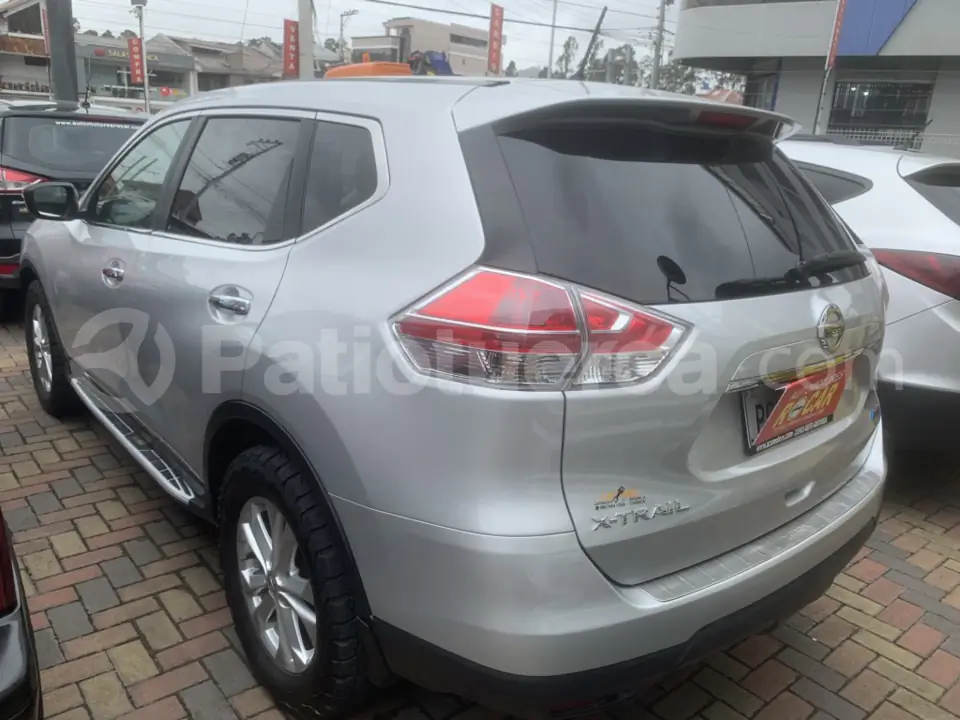 Foto 4 de Nissan XTRAIL SENSE