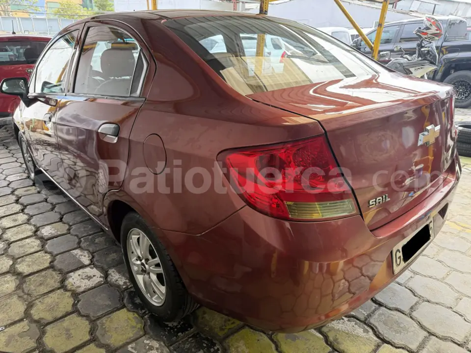 Foto 3 de Chevrolet SAIL LS