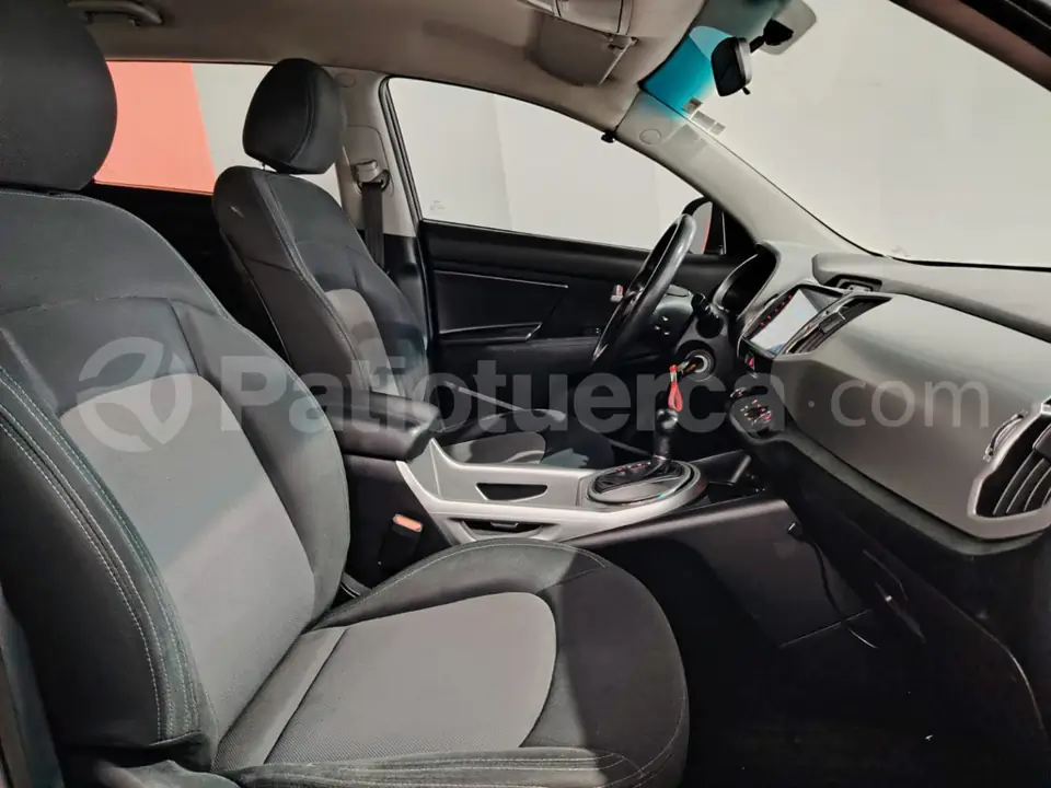 Foto 19 de Kia Sportage SL AT