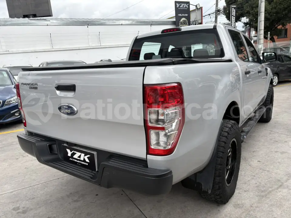Foto 4 de Ford RANGER XL