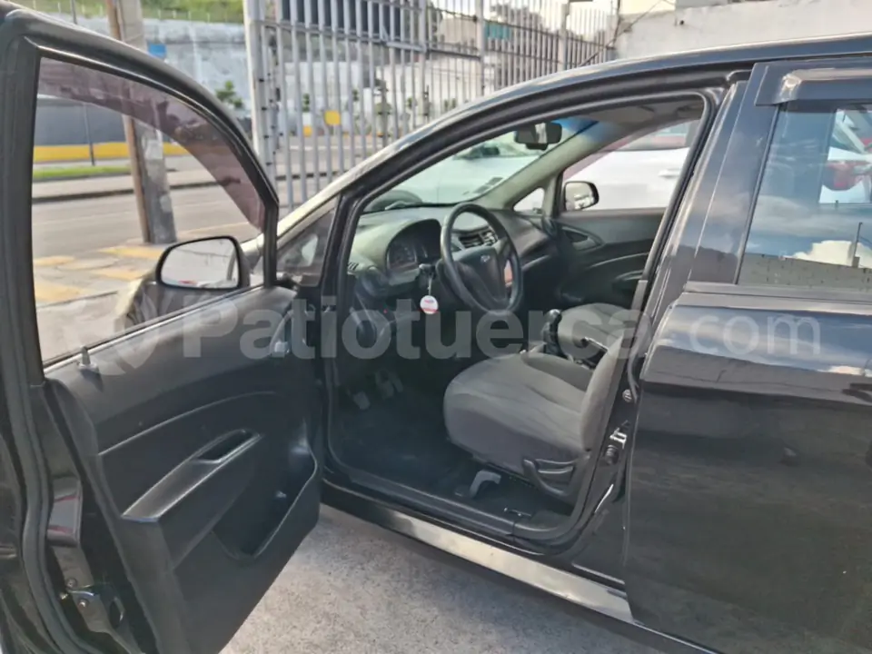 Foto 10 de Chevrolet SAIL LTZ