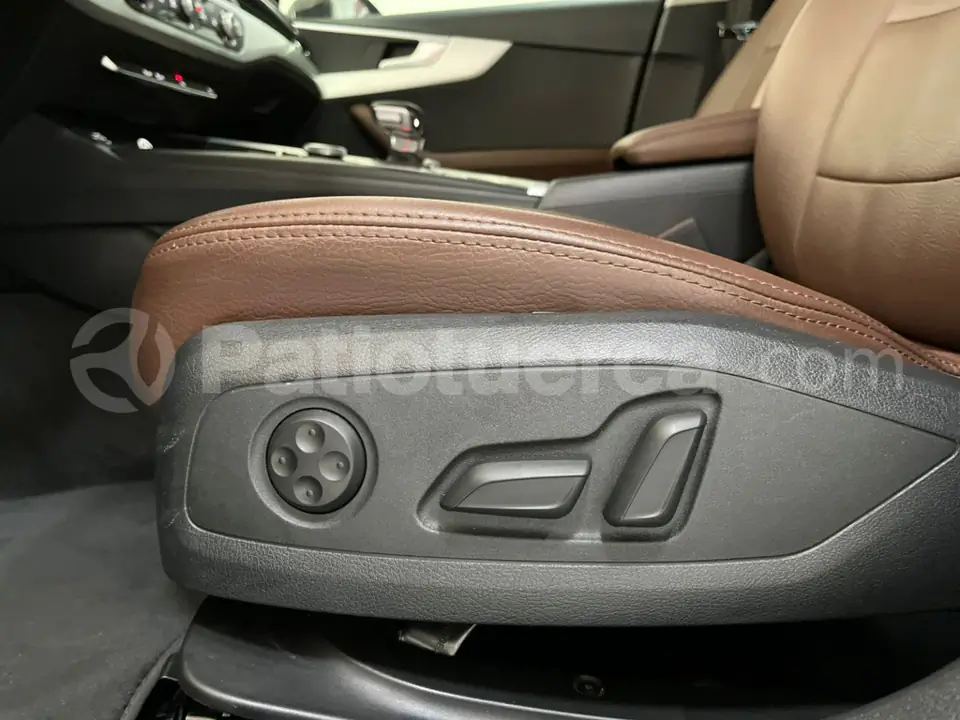 Foto 15 de Audi A4 TFS