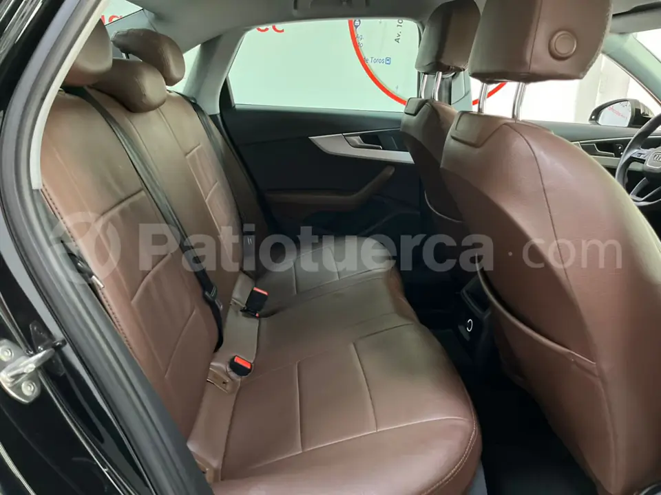 Foto 17 de Audi A4 TFS